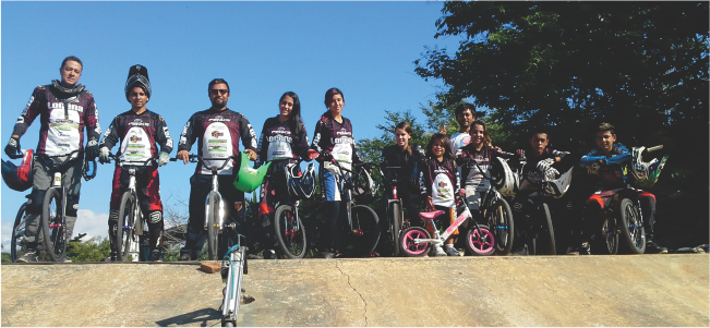 Equipe Lorenense de Bicicross participa de Campeonato Paulista