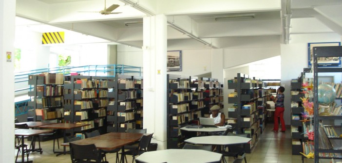 biblioteca 3