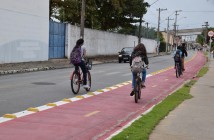 Projeto do Executivo que dispõe sobre o uso de bicicletas, skates, triciclos, patinetes, patins e similares é aprovado na Câmara Municipal ciclovia