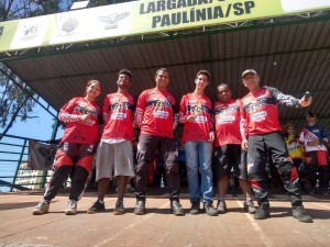 BICICROSS Equipe no desfile