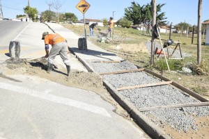 Calçada no Bairro Cecap (5)