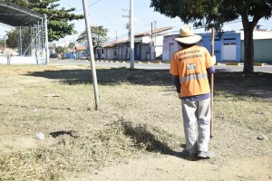 CECAP, Limpeza da Praça (2)