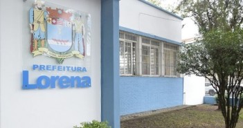 Paço Municipal recebe manutenção e pintura; Veja e outros serviços realizados nesta semana pela Secretaria de Serviços Municipais